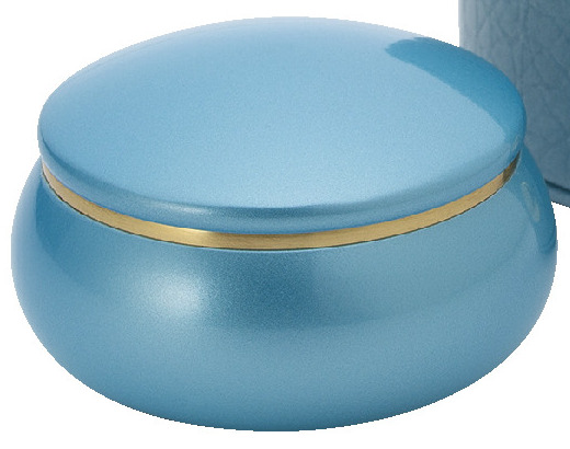 コーラルブルー