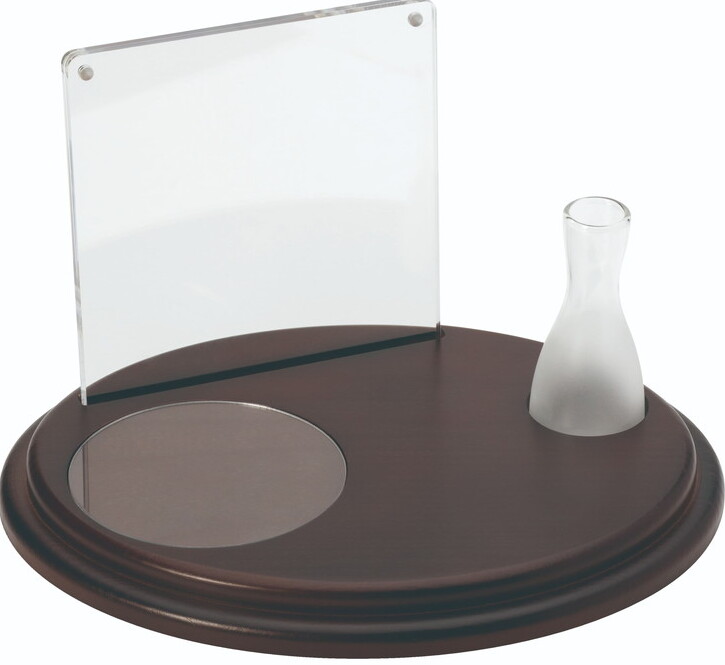 ダークブラウン