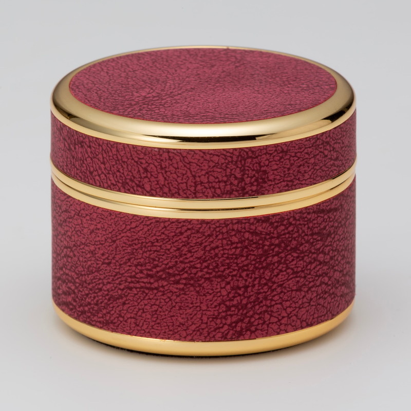 ベルベットレッド